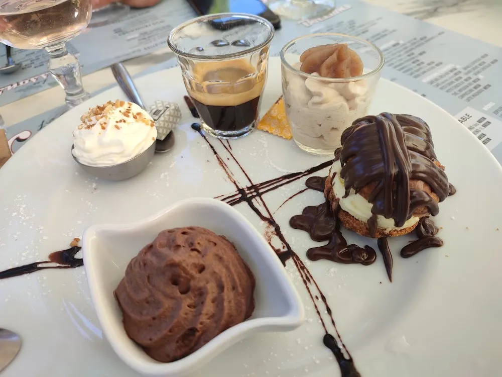 Café Gourmand